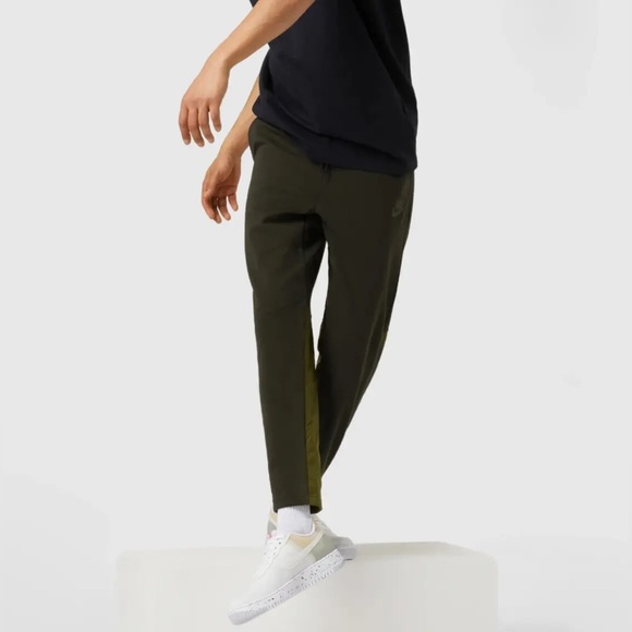 Nike NSW Tech Essentials Winter Joggers Pants DD7012-326 Men’s - Picture 3 of 4